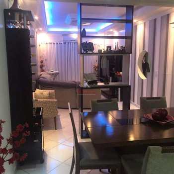 Apartamento em Praia Grande, bairro Guilhermina