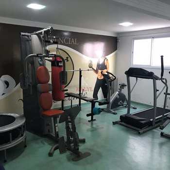 Apartamento em Praia Grande, bairro Guilhermina