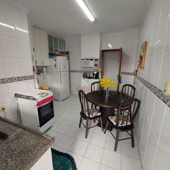 Apartamento em Praia Grande, bairro Guilhermina