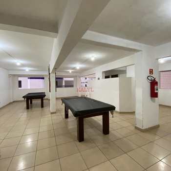 Apartamento em Praia Grande, bairro Guilhermina