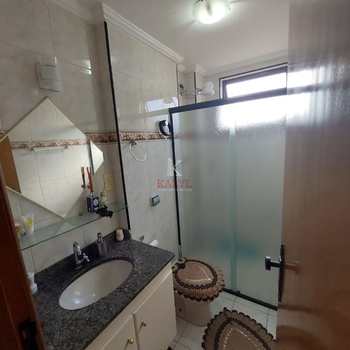 Apartamento em Praia Grande, bairro Guilhermina