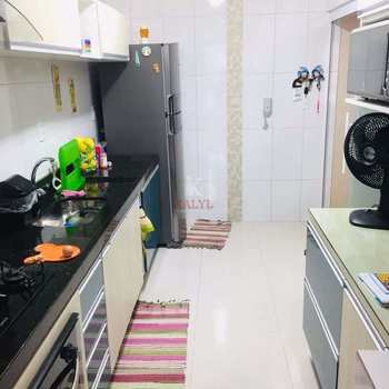 Apartamento em Praia Grande, bairro Guilhermina