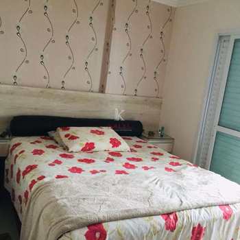 Apartamento em Praia Grande, bairro Guilhermina