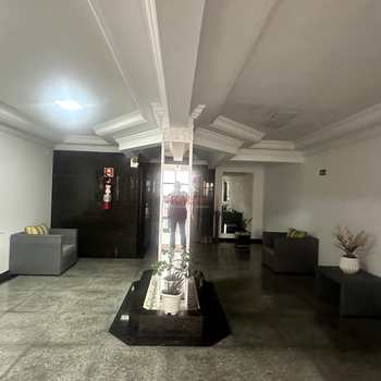 Apartamento em Praia Grande, bairro Guilhermina