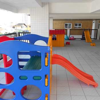 Apartamento em Praia Grande, bairro Guilhermina