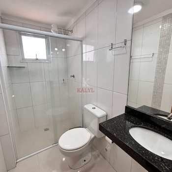 Apartamento em Praia Grande, bairro Guilhermina