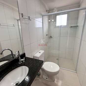 Apartamento em Praia Grande, bairro Guilhermina