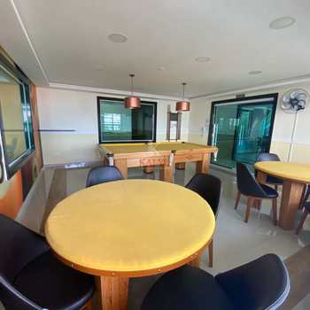 Apartamento em Praia Grande, bairro Guilhermina
