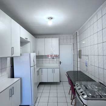 Apartamento em Praia Grande, bairro Vila Guilhermina