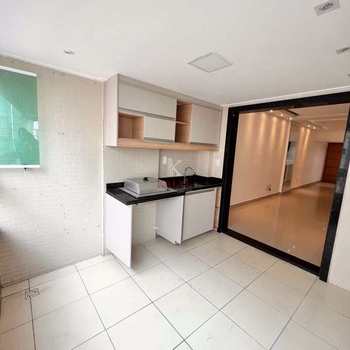 Apartamento em Praia Grande, bairro Guilhermina