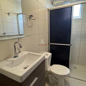 Apartamento em Praia Grande, bairro Guilhermina