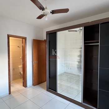 Apartamento em Praia Grande, bairro Guilhermina