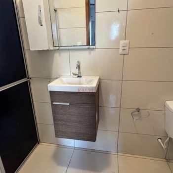 Apartamento em Praia Grande, bairro Guilhermina