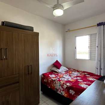 Casa em Praia Grande, bairro Tupi