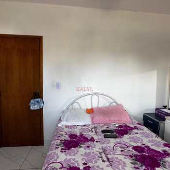 Casa em Praia Grande, bairro Tupi