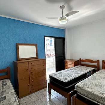 Apartamento em Praia Grande, bairro Guilhermina