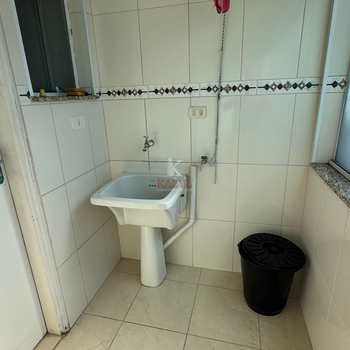 Apartamento em Praia Grande, bairro Guilhermina