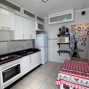 Apartamento em Praia Grande, bairro Guilhermina