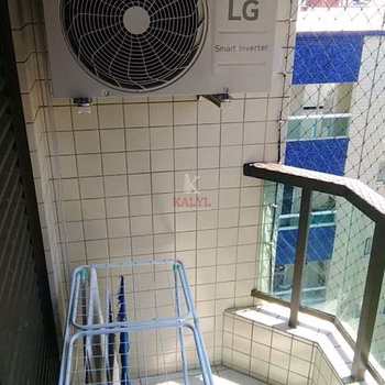 Apartamento em Praia Grande, bairro Guilhermina
