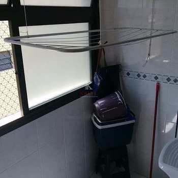 Apartamento em Praia Grande, bairro Guilhermina