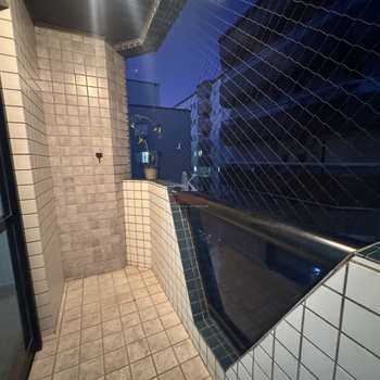Apartamento em Praia Grande, bairro Guilhermina