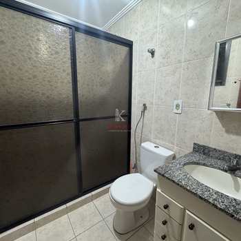 Apartamento em Praia Grande, bairro Guilhermina