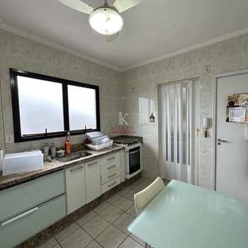 Apartamento em Praia Grande, bairro Guilhermina