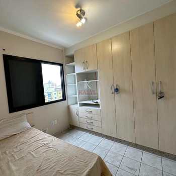 Apartamento em Praia Grande, bairro Guilhermina