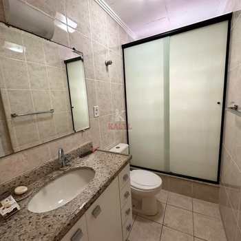Apartamento em Praia Grande, bairro Guilhermina