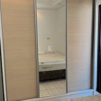 Apartamento em Praia Grande, bairro Guilhermina