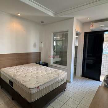 Apartamento em Praia Grande, bairro Guilhermina