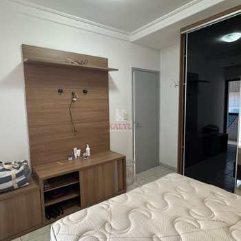 Apartamento em Praia Grande, bairro Guilhermina