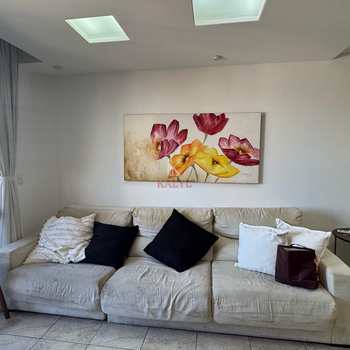 Apartamento em Praia Grande, bairro Guilhermina