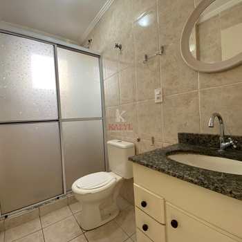 Apartamento em Praia Grande, bairro Guilhermina