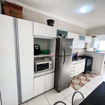Apartamento em Praia Grande, bairro Guilhermina
