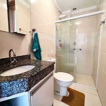 Apartamento em Praia Grande, bairro Guilhermina