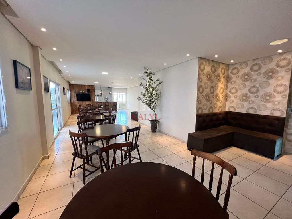 Apartamento em Praia Grande, no bairro Canto do Forte