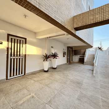 Apartamento em Praia Grande, bairro Guilhermina