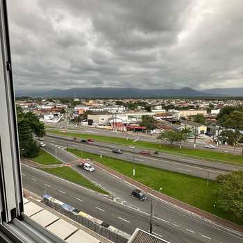 Apartamento em Praia Grande, bairro Guilhermina