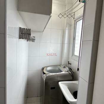 Apartamento em Praia Grande, bairro Guilhermina