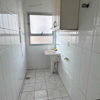 Apartamento em Praia Grande, bairro Guilhermina