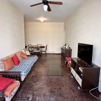 Apartamento em Praia Grande, bairro Guilhermina