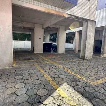 Apartamento em Praia Grande, bairro Guilhermina
