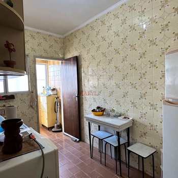 Apartamento em Praia Grande, bairro Guilhermina