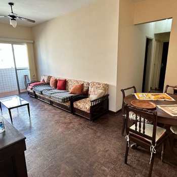 Apartamento em Praia Grande, bairro Guilhermina