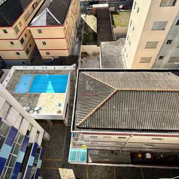 Apartamento em Praia Grande, bairro Guilhermina