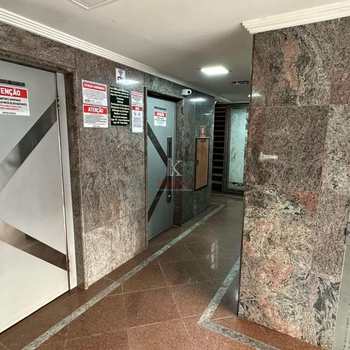 Apartamento em Praia Grande, bairro Guilhermina
