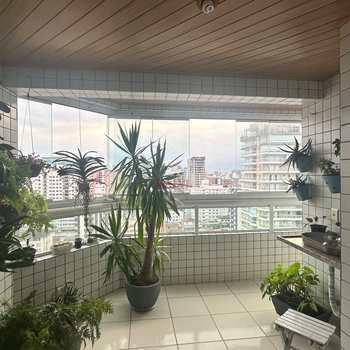 Apartamento em Praia Grande, bairro Guilhermina
