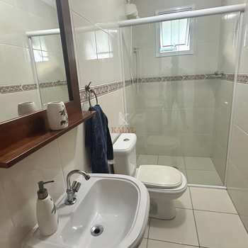 Apartamento em Praia Grande, bairro Guilhermina