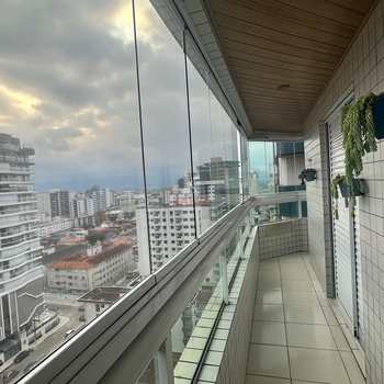 Apartamento em Praia Grande, bairro Guilhermina